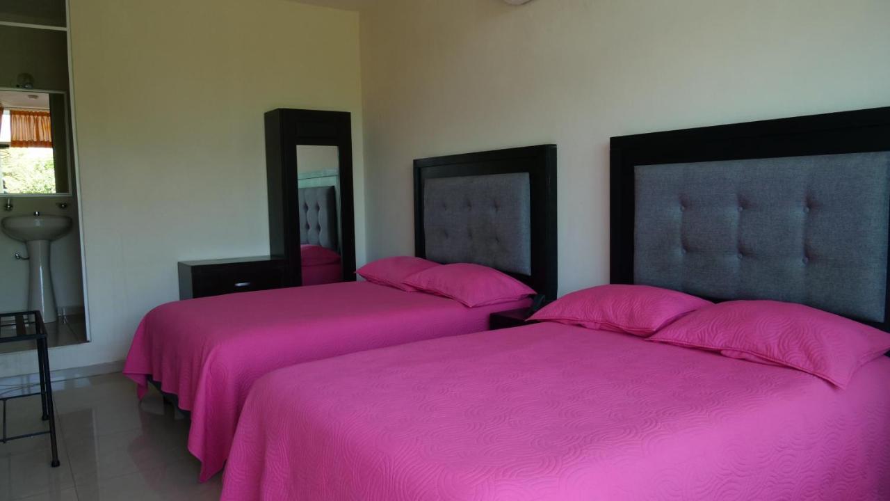 Hotel Mar Caribe Puerto Vallarta Bagian luar foto